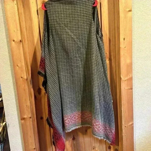 Marc New York Andrew Marc Vest Wrap - Picture 5 of 5